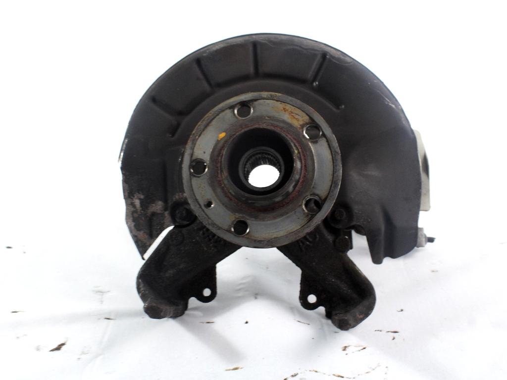 VRTLJIVI LEZAJ DESNO / PESTO KOLESA Z LEZAJEM SPREDAJ OEM N. 6Q0407256AC ORIGINAL REZERVNI DEL SEAT IBIZA 6L1 MK3 (01/2002 - 01/2006) BENZINA LETNIK 2005