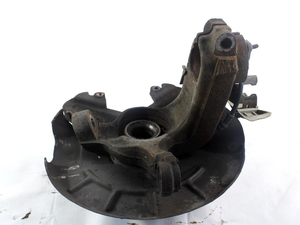 VRTLJIVI LEZAJ DESNO / PESTO KOLESA Z LEZAJEM SPREDAJ OEM N. 6Q0407256AC ORIGINAL REZERVNI DEL SEAT IBIZA 6L1 MK3 (01/2002 - 01/2006) BENZINA LETNIK 2005