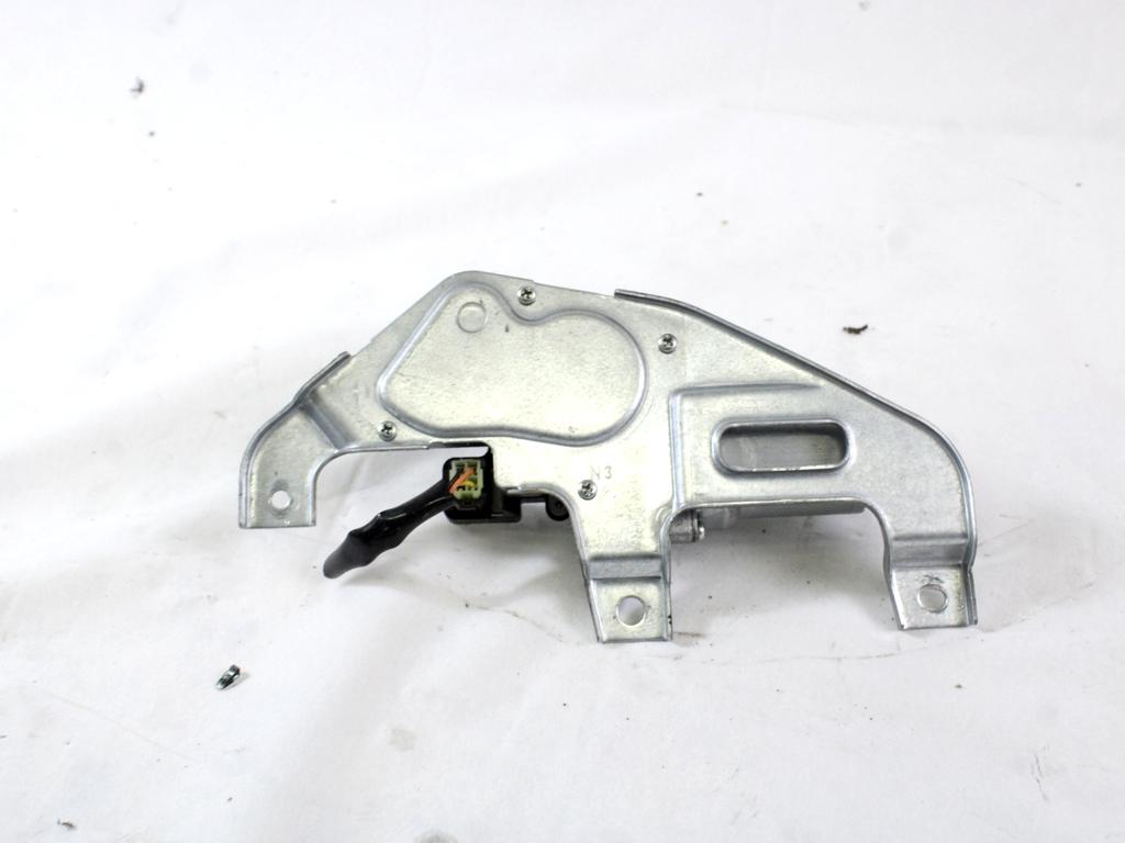 MOTORCEK ZADNJEGA BRISALCA OEM N. 71768300 ORIGINAL REZERVNI DEL FIAT SEDICI FY (2006 - 4/2009) DIESEL LETNIK 2006