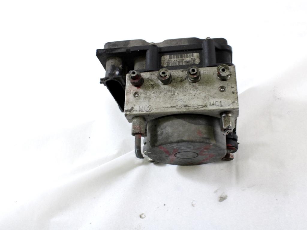 ABS AGREGAT S PUMPO OEM N. 56110-79J10 ORIGINAL REZERVNI DEL FIAT SEDICI FY (2006 - 4/2009) DIESEL LETNIK 2006