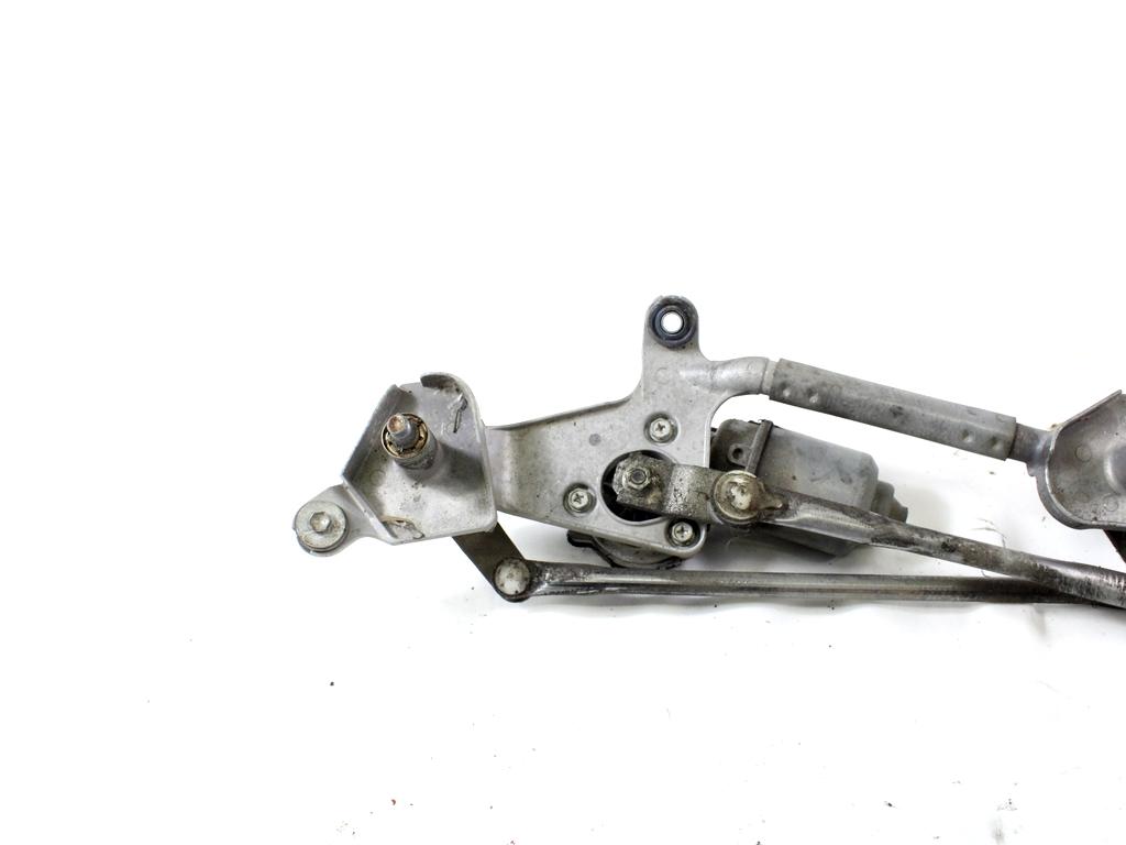 MOTORCEK PREDNJIH BRISALCEV OEM N. 38110-79J00 ORIGINAL REZERVNI DEL FIAT SEDICI FY (2006 - 4/2009) DIESEL LETNIK 2006