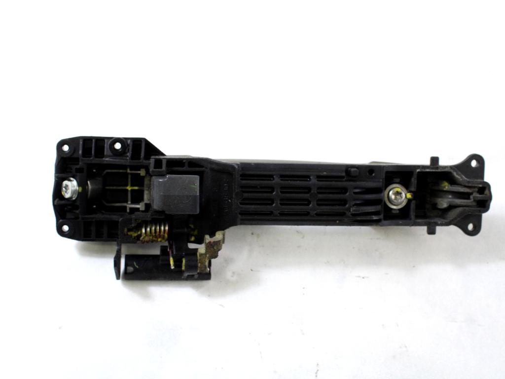 ZUNANJA KLJUKA SPREDNJA DESNA VRATA OEM N. 71743395 ORIGINAL REZERVNI DEL FIAT SEDICI FY (2006 - 4/2009) DIESEL LETNIK 2006