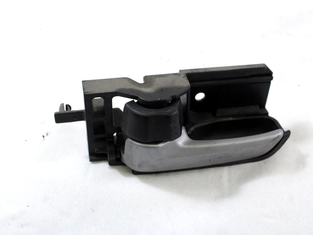 NOTRANJA KLJUKA  OEM N. 71743828 ORIGINAL REZERVNI DEL FIAT SEDICI FY (2006 - 4/2009) DIESEL LETNIK 2006