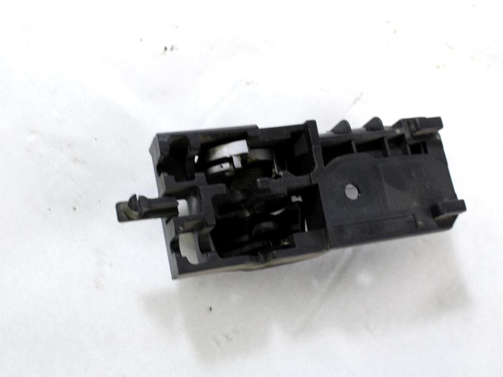 NOTRANJA KLJUKA  OEM N. 71743828 ORIGINAL REZERVNI DEL FIAT SEDICI FY (2006 - 4/2009) DIESEL LETNIK 2006