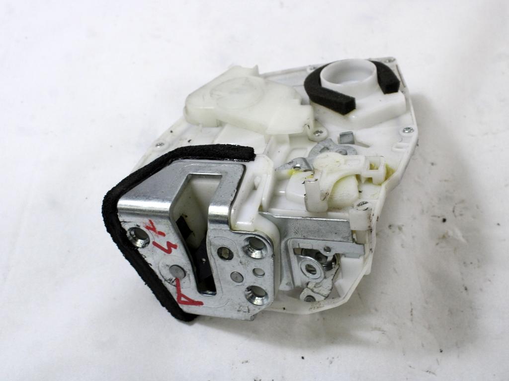 CENTRALNO ZAKLEPANJE PREDNIH LEVIH VRAT OEM N. 71768746 ORIGINAL REZERVNI DEL FIAT SEDICI FY (2006 - 4/2009) DIESEL LETNIK 2006