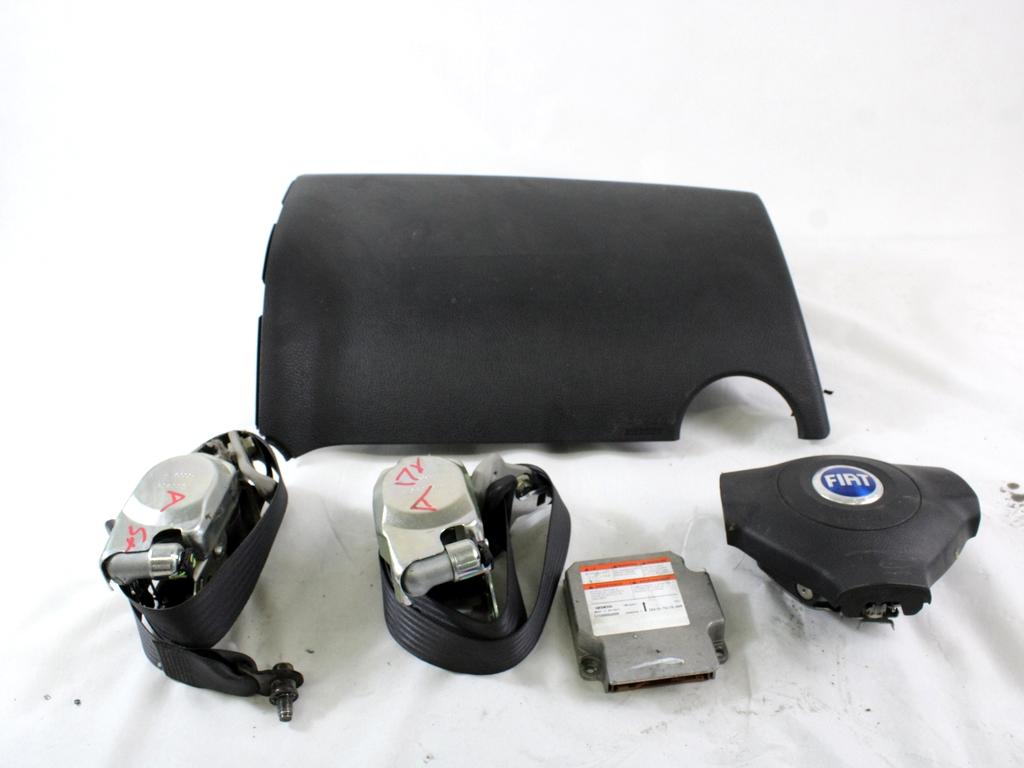 KIT AIRBAG KOMPLET OEM N. 19516 KIT AIRBAG COMPLETO ORIGINAL REZERVNI DEL FIAT SEDICI FY (2006 - 4/2009) DIESEL LETNIK 2006