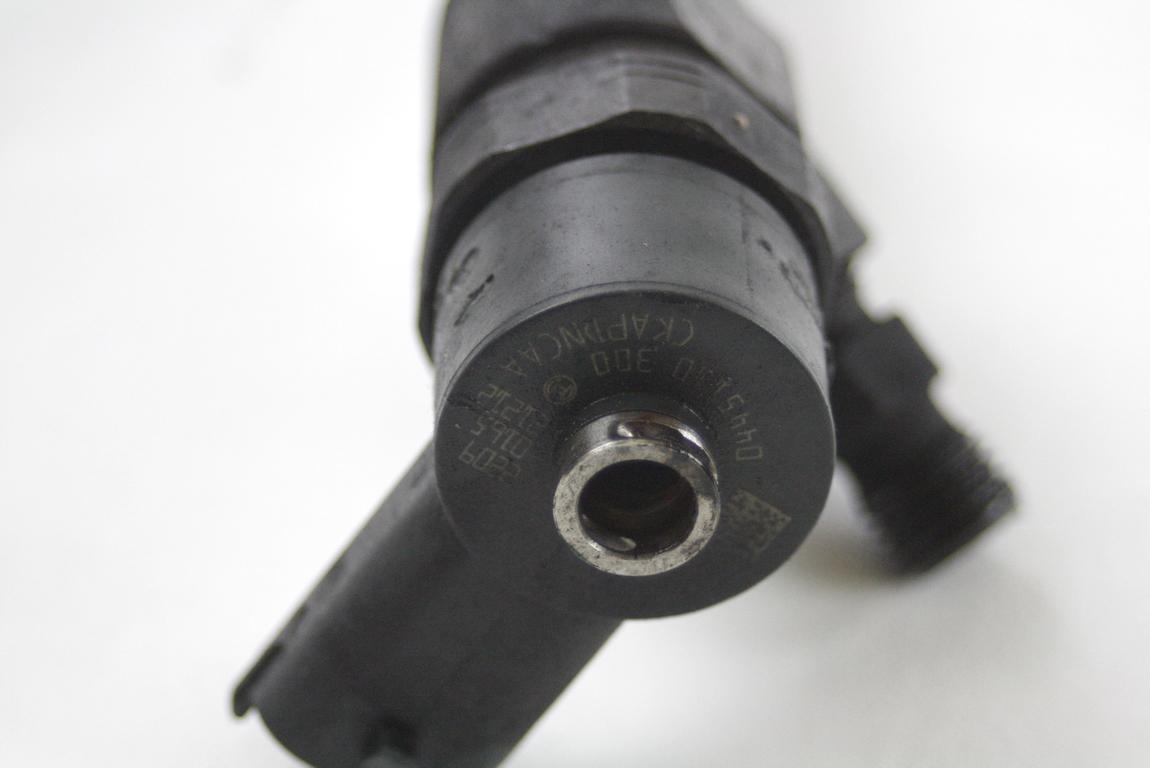 INJEKTORJI DIESEL OEM N. 445110300 ORIGINAL REZERVNI DEL FIAT BRAVO 198 R (2010 - 2014) DIESEL LETNIK 2013