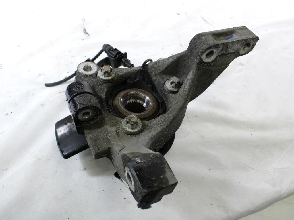 VRTLJIVI LEZAJ DESNO / PESTO KOLESA Z LEZAJEM SPREDAJ OEM N. 51753896 ORIGINAL REZERVNI DEL FIAT CROMA 194 MK2 R (11-2007 - 2010) DIESEL LETNIK 2010