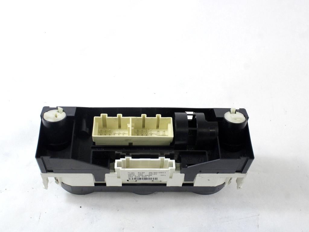 NADZOR KLIMATSKE NAPRAVE OEM N. 6R0820045F ORIGINAL REZERVNI DEL VOLKSWAGEN POLO 6R1 6C1 (06/2009 - 02/2014) DIESEL LETNIK 2011