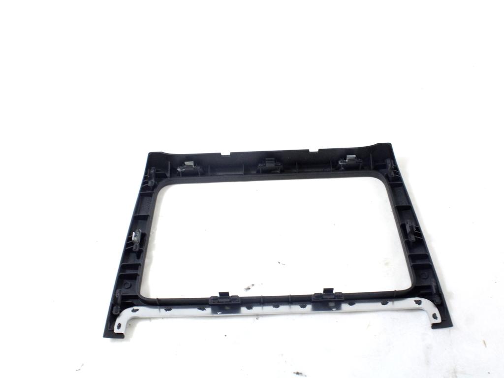 ARMATURNA PLO?CA OEM N. 6R0858069E ORIGINAL REZERVNI DEL VOLKSWAGEN POLO 6R1 6C1 (06/2009 - 02/2014) DIESEL LETNIK 2011