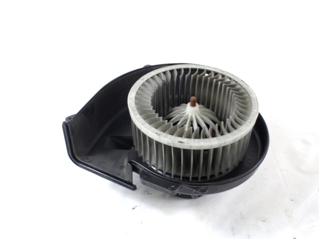 VENTILATOR  KABINE  OEM N. 6Q1819015J ORIGINAL REZERVNI DEL VOLKSWAGEN POLO 6R1 6C1 (06/2009 - 02/2014) DIESEL LETNIK 2011