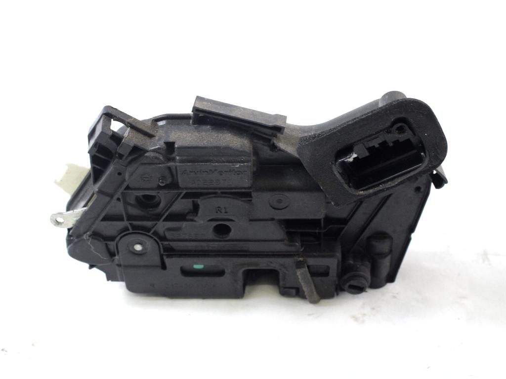 CENTRALNO ZAKLEPANJE ZADNJIH DESNIH VRAT OEM N. 5K4839016F ORIGINAL REZERVNI DEL VOLKSWAGEN POLO 6R1 6C1 (06/2009 - 02/2014) DIESEL LETNIK 2011