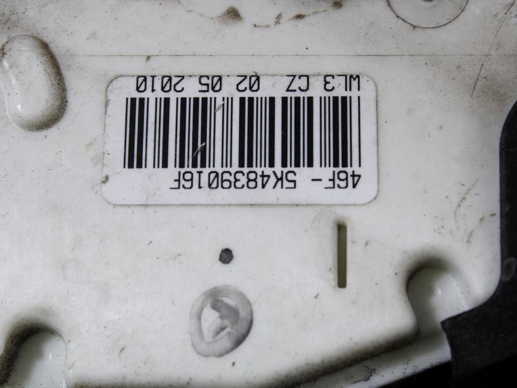 CENTRALNO ZAKLEPANJE ZADNJIH DESNIH VRAT OEM N. 5K4839016F ORIGINAL REZERVNI DEL VOLKSWAGEN POLO 6R1 6C1 (06/2009 - 02/2014) DIESEL LETNIK 2011