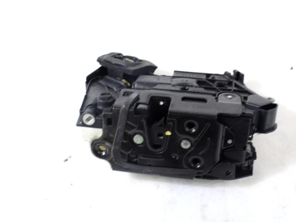 CENTRALNA KLJUCAVNICA ZADJIH LEVIH VRAT OEM N. 5K4837015F ORIGINAL REZERVNI DEL VOLKSWAGEN POLO 6R1 6C1 (06/2009 - 02/2014) DIESEL LETNIK 2011