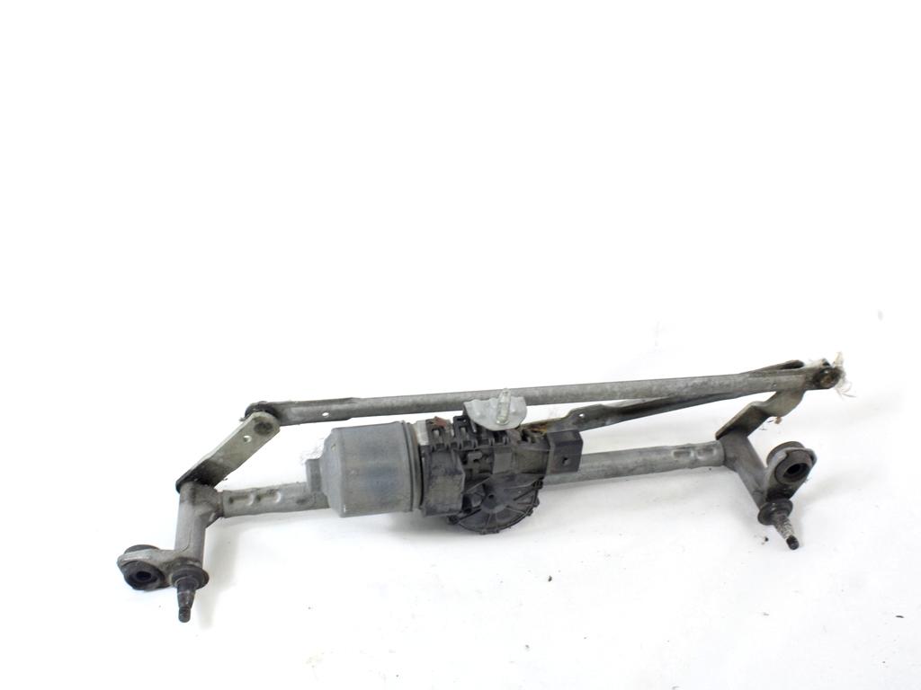 MOTORCEK PREDNJIH BRISALCEV OEM N. 6R1955119A ORIGINAL REZERVNI DEL VOLKSWAGEN POLO 6R1 6C1 (06/2009 - 02/2014) DIESEL LETNIK 2011