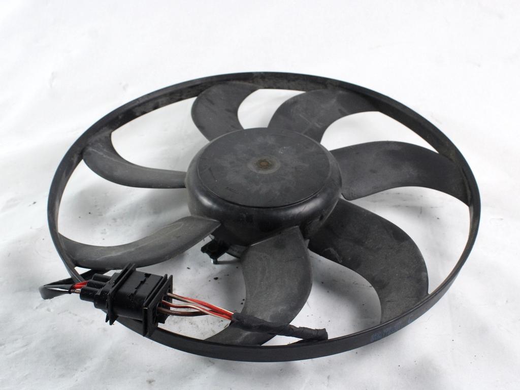 VENTILATOR HLADILNIKA OEM N. 6R0959455C ORIGINAL REZERVNI DEL VOLKSWAGEN POLO 6R1 6C1 (06/2009 - 02/2014) DIESEL LETNIK 2011