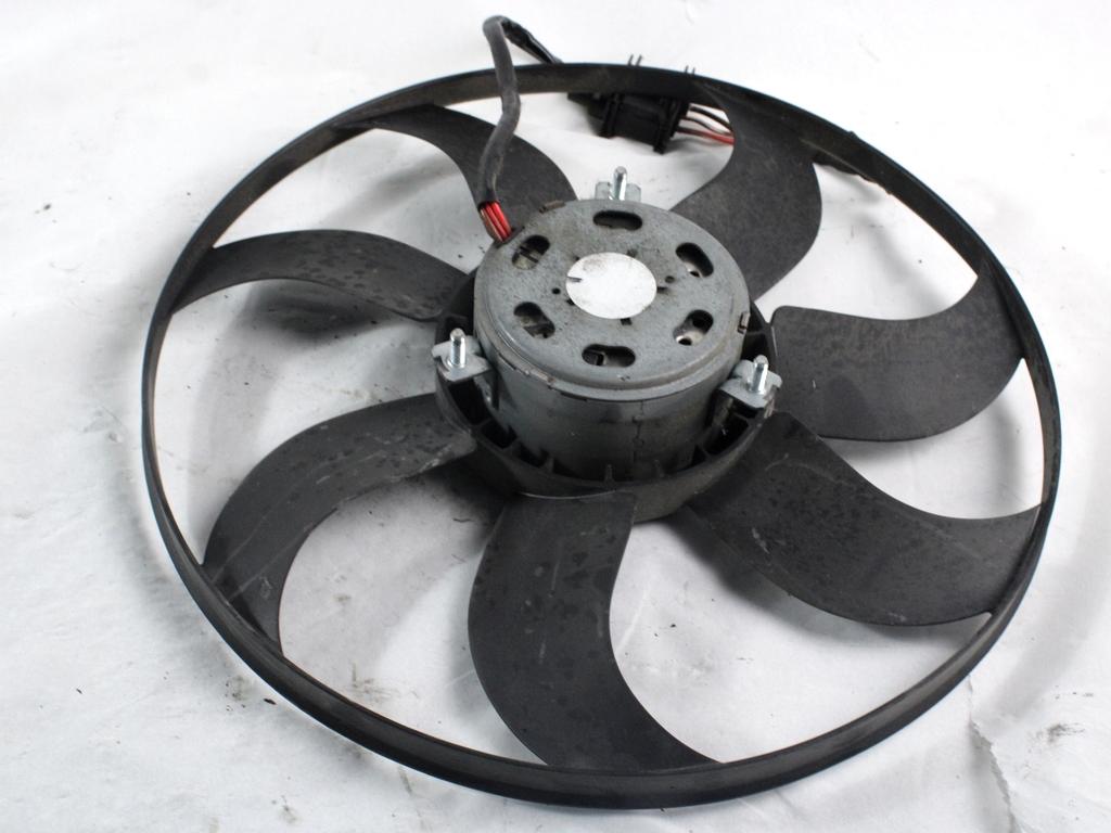 VENTILATOR HLADILNIKA OEM N. 6R0959455C ORIGINAL REZERVNI DEL VOLKSWAGEN POLO 6R1 6C1 (06/2009 - 02/2014) DIESEL LETNIK 2011