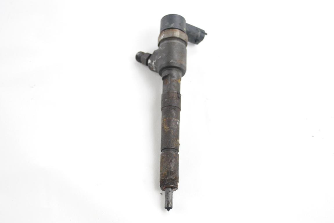 INJEKTORJI DIESEL OEM N. 445110183 ORIGINAL REZERVNI DEL FIAT PUNTO EVO 199 (2009 - 2012)  DIESEL LETNIK 2009