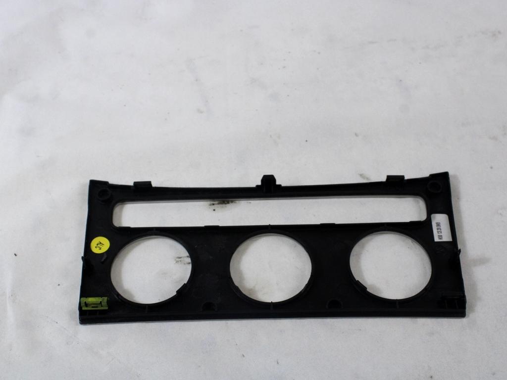 ARMATURNA PLO?CA OEM N. 3C0863100 ORIGINAL REZERVNI DEL VOLKSWAGEN PASSAT B6 3C2 3C5 BER/SW (2005 - 09/2010)  DIESEL LETNIK 2007