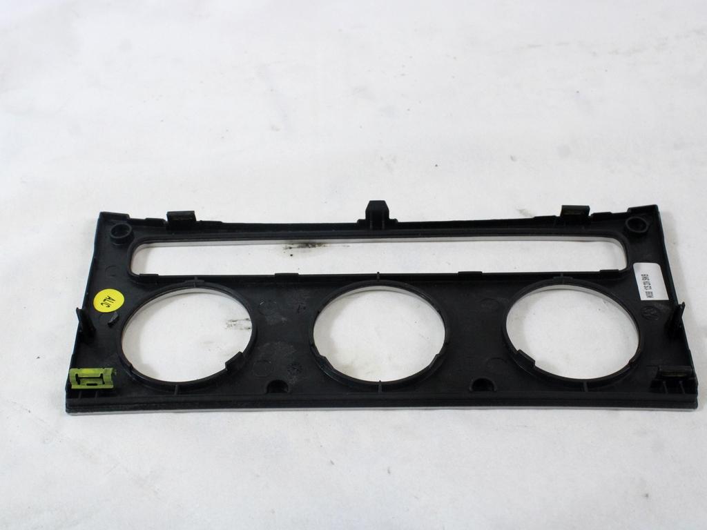 ARMATURNA PLO?CA OEM N. 3C0863100 ORIGINAL REZERVNI DEL VOLKSWAGEN PASSAT B6 3C2 3C5 BER/SW (2005 - 09/2010)  DIESEL LETNIK 2007