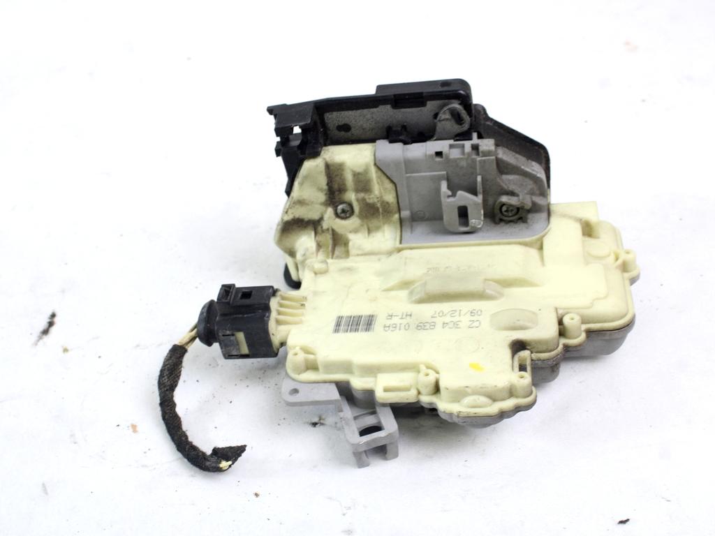 CENTRALNO ZAKLEPANJE ZADNJIH DESNIH VRAT OEM N. 3C4839016A ORIGINAL REZERVNI DEL VOLKSWAGEN PASSAT B6 3C2 3C5 BER/SW (2005 - 09/2010)  DIESEL LETNIK 2007