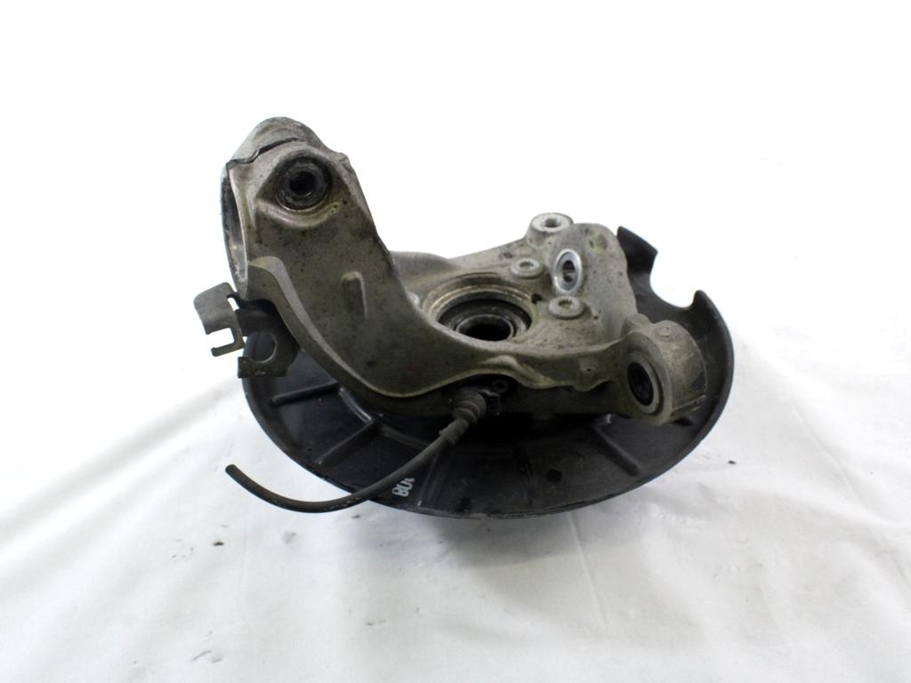 LEVI VRTLJIVI LEZAJ / PESTO KOLESA Z LEZAJEM SPREDAJ OEM N. 3C0407253F ORIGINAL REZERVNI DEL VOLKSWAGEN PASSAT B6 3C2 3C5 BER/SW (2005 - 09/2010)  DIESEL LETNIK 2007