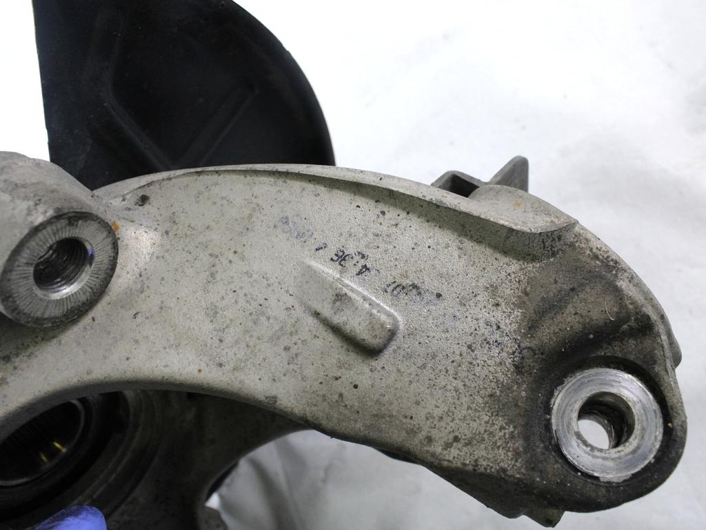 VRTLJIVI LEZAJ DESNO / PESTO KOLESA Z LEZAJEM SPREDAJ OEM N. 3C0407254F ORIGINAL REZERVNI DEL VOLKSWAGEN PASSAT B6 3C2 3C5 BER/SW (2005 - 09/2010)  DIESEL LETNIK 2007