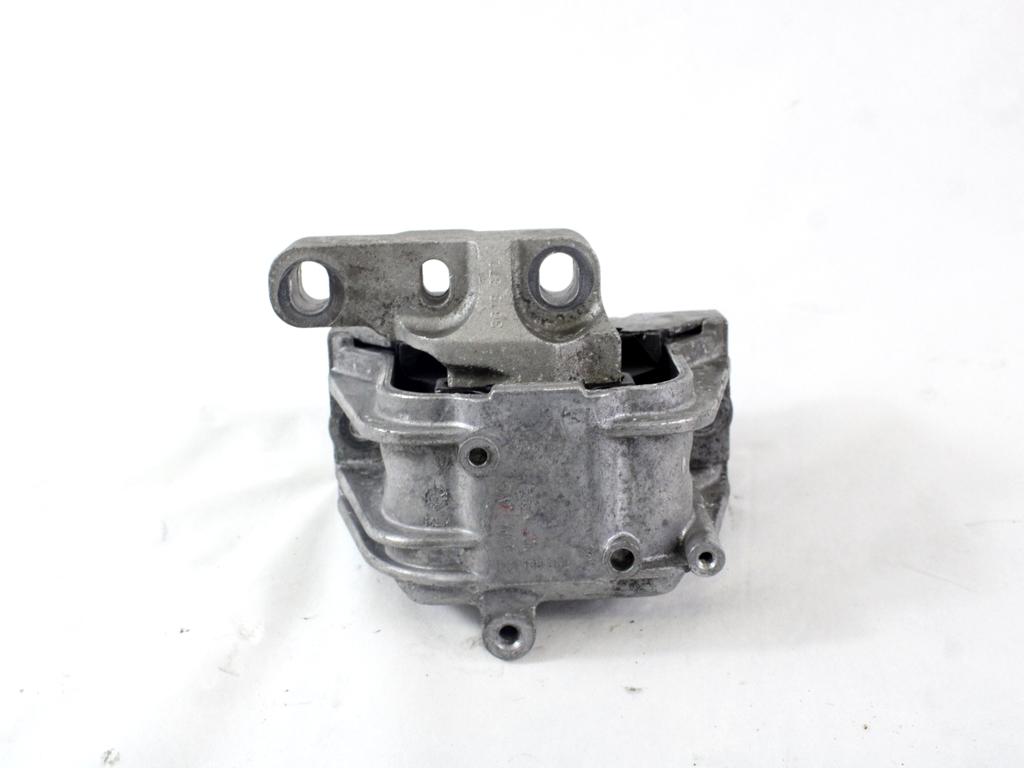 NOSILCI MOTORJA/DRUGO OEM N. 1K0199262P ORIGINAL REZERVNI DEL VOLKSWAGEN PASSAT B6 3C2 3C5 BER/SW (2005 - 09/2010)  DIESEL LETNIK 2007