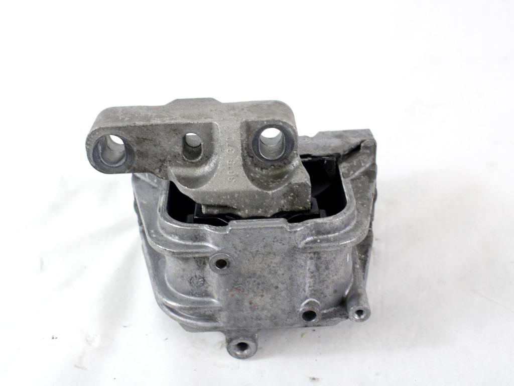 NOSILCI MOTORJA/DRUGO OEM N. 1K0199262P ORIGINAL REZERVNI DEL VOLKSWAGEN PASSAT B6 3C2 3C5 BER/SW (2005 - 09/2010)  DIESEL LETNIK 2007