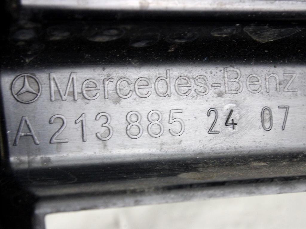 NOSILCI ZADNJEGA ODBIJACA  OEM N. A2138852407 ORIGINAL REZERVNI DEL MERCEDES CLASSE E W213 R BERLINA/SW/ALL-TERRAIN (DAL 2020)DIESEL LETNIK 2021