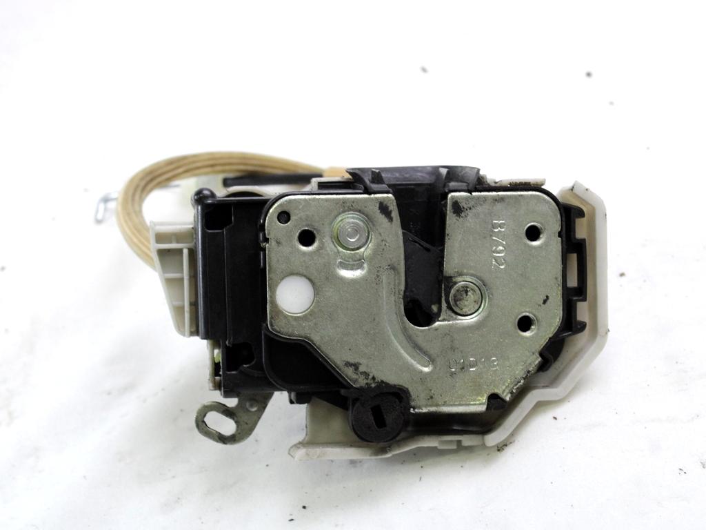 CENTRALNI ZAKLEP SPREDNJIH VRAT  OEM N. 51827955 ORIGINAL REZERVNI DEL FIAT BRAVO 198 R (2010 - 2014) DIESEL LETNIK 2013