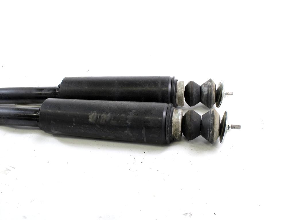 ZADNJI AMORTIZERJI OEM N. 26603 COPPIA AMMORTIZZATORI POSTERIORI ORIGINAL REZERVNI DEL FIAT BRAVO 198 R (2010 - 2014) DIESEL LETNIK 2013