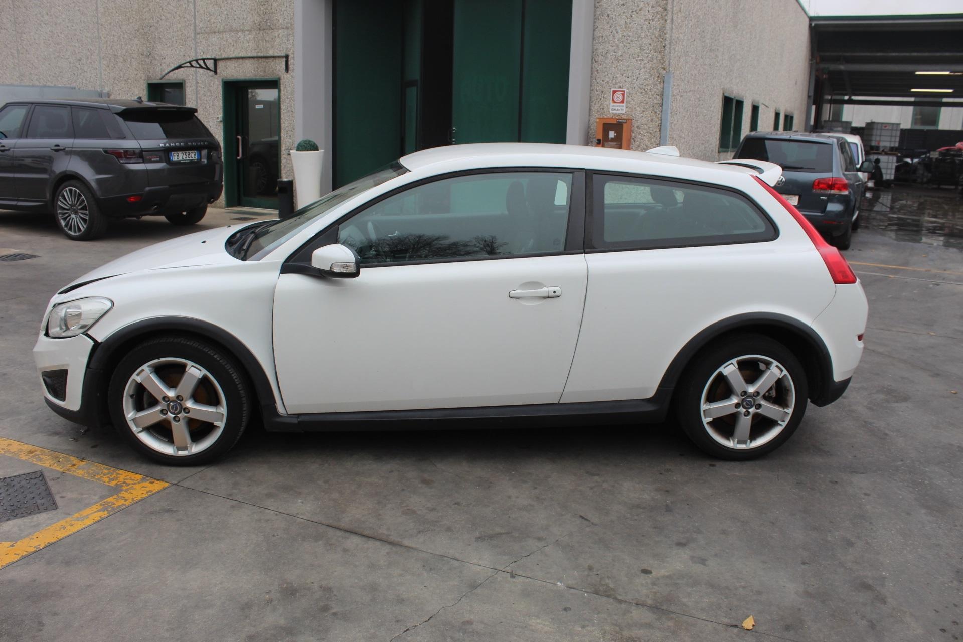 VOLVO C30 1.6 D 84KW 6M 3P (2011) RICAMBI IN MAGAZZINO