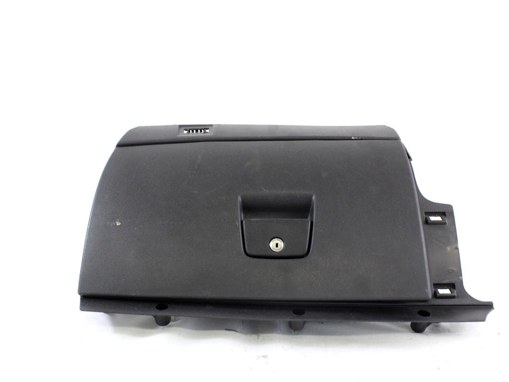 PREDAL ZA DOKUMENTE OEM N. 39808618 ORIGINAL REZERVNI DEL VOLVO C30 533 (2006 - 2012)DIESEL LETNIK 2011