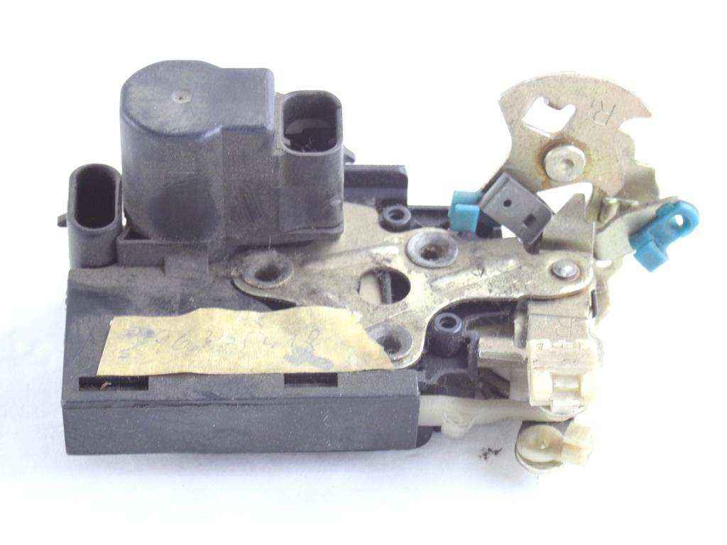 CENTRALNI ZAKLEP SPREDNJIH VRAT  OEM N. 94532270 ORIGINAL REZERVNI DEL CHEVROLET SPARK M300 (2009 - 2015) BENZINA/GPL LETNIK 2011