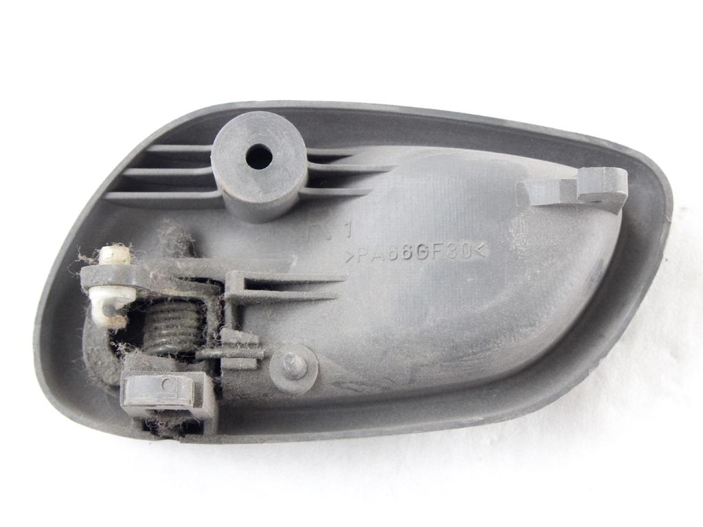 NOTRANJA KLJUKA  OEM N. 90567524 ORIGINAL REZERVNI DEL OPEL AGILA A H00 (2000 - 2008) BENZINA LETNIK 2001