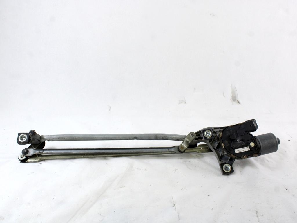 MOTORCEK PREDNJIH BRISALCEV OEM N. 31253518 ORIGINAL REZERVNI DEL VOLVO C30 533 (2006 - 2012)DIESEL LETNIK 2011