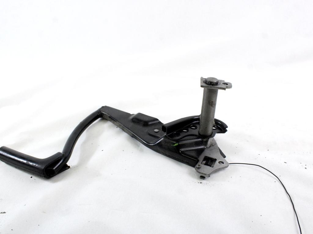 OEM N. 31329235 ORIGINAL REZERVNI DEL VOLVO C30 533 (2006 - 2012)DIESEL LETNIK 2011