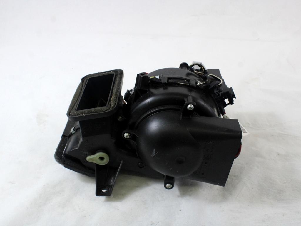 VENTILATOR  KABINE  OEM N. A1638300308 ORIGINAL REZERVNI DEL MERCEDES CLASSE ML W163 (1997 - 2006) DIESEL LETNIK 2002