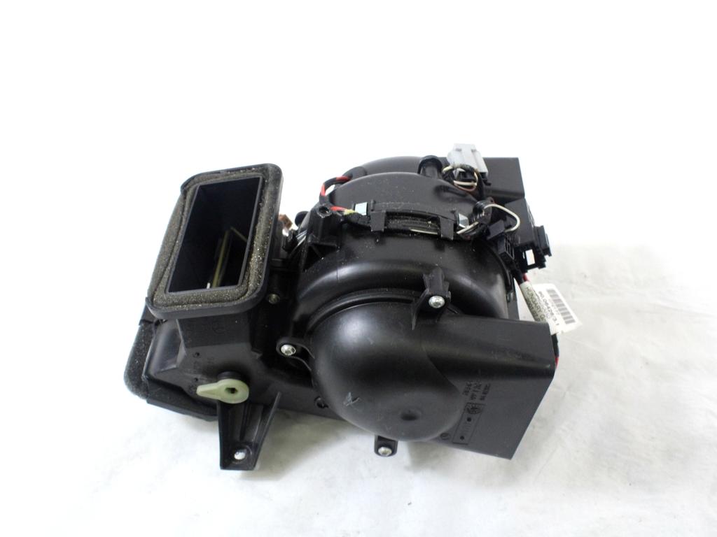 VENTILATOR  KABINE  OEM N. A1638300308 ORIGINAL REZERVNI DEL MERCEDES CLASSE ML W163 (1997 - 2006) DIESEL LETNIK 2002