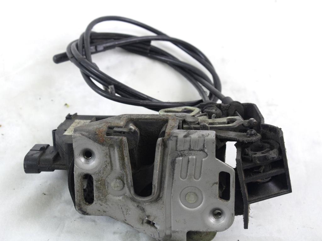 CENTRALNO ZAKLEPANJE ZADNJIH DESNIH VRAT OEM N. A1637302235 ORIGINAL REZERVNI DEL MERCEDES CLASSE ML W163 (1997 - 2006) DIESEL LETNIK 2002