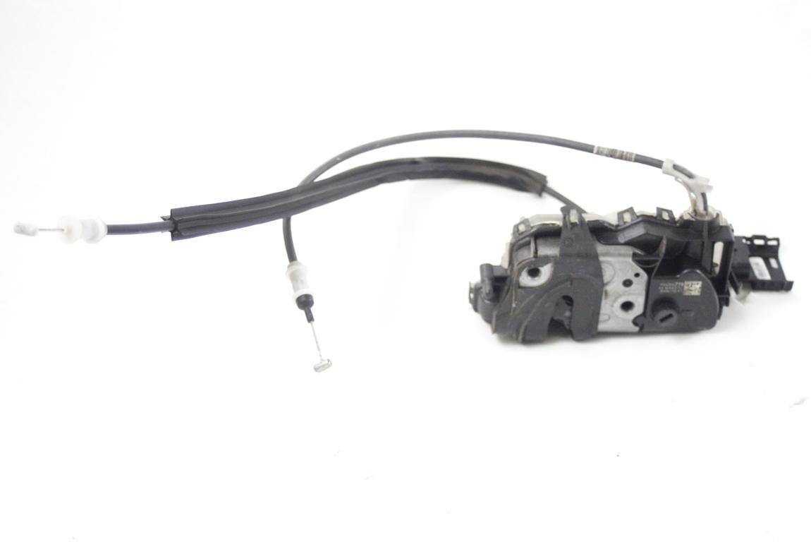 CENTRALNI ZAKLEP SPREDNJIH VRAT  OEM N. 9826677980 ORIGINAL REZERVNI DEL CITROEN C3 AIRCROSS (DAL 2017)BENZINA LETNIK 2020