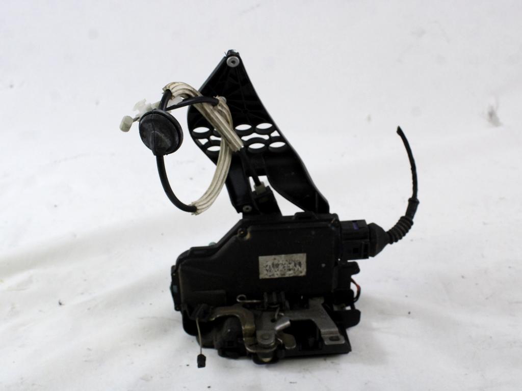 CENTRALNI ZAKLEP SPREDNJIH VRAT  OEM N. 3D1837016 ORIGINAL REZERVNI DEL VOLKSWAGEN TOUAREG 7LA 7L6 7L7 MK1 (2002 - 2007)DIESEL LETNIK 2004