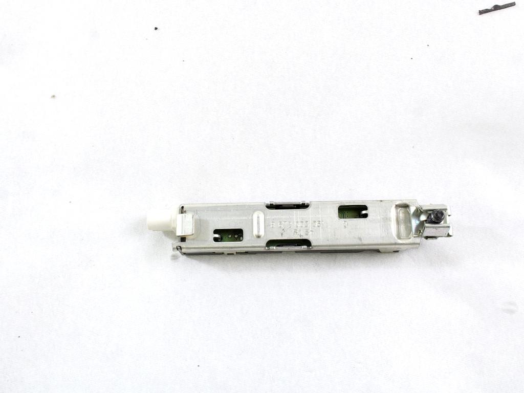 OJACEVALEC / ANTENA OEM N. 1K8035552C ORIGINAL REZERVNI DEL VOLKSWAGEN TOUAREG 7LA 7L6 7L7 MK1 (2002 - 2007)DIESEL LETNIK 2004