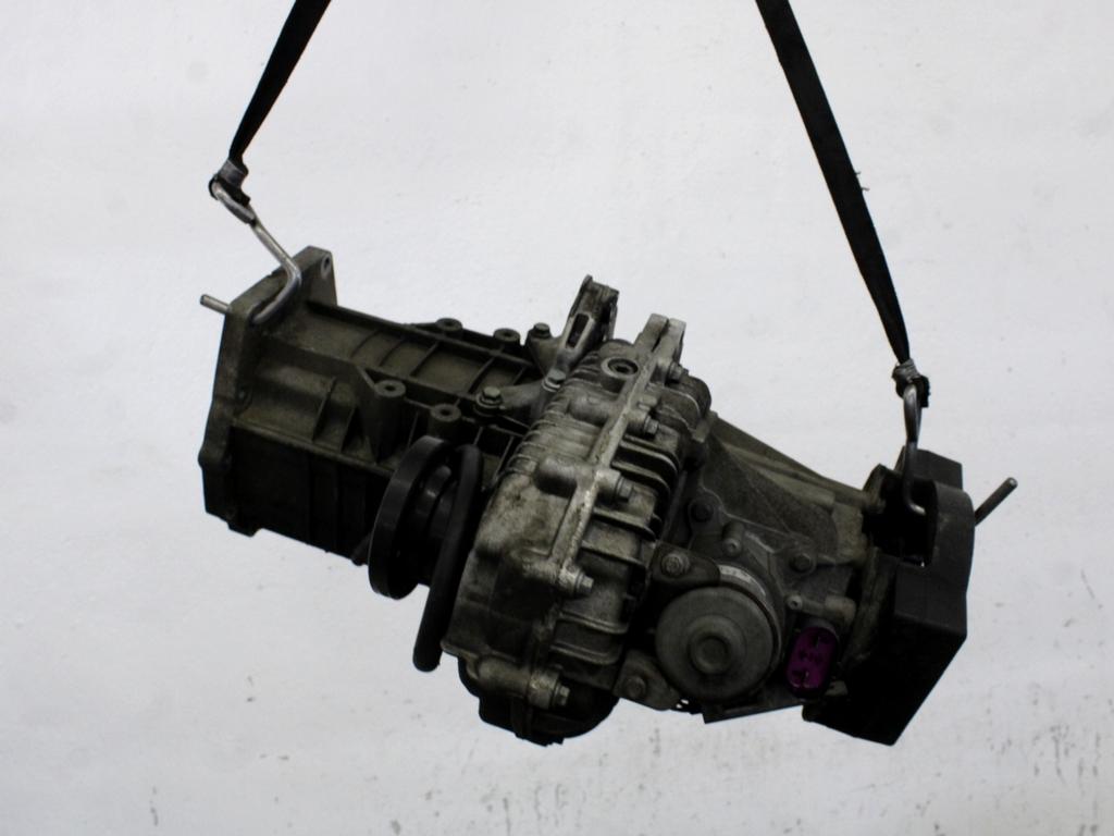 4X4 REDUKTOR OEM N. 0AD341011M ORIGINAL REZERVNI DEL VOLKSWAGEN TOUAREG 7LA 7L6 7L7 MK1 (2002 - 2007)DIESEL LETNIK 2004