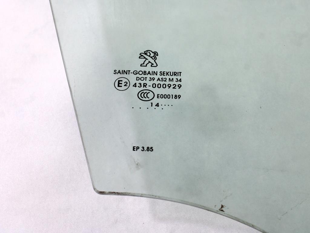 STEKLO SPREDNJIH DESNIH VRAT OEM N. 9677867580 ORIGINAL REZERVNI DEL PEUGEOT 308 LB LP LW LH L3 LC LJ LR LX L4 MK2 T9 (2013 - 2021)DIESEL LETNIK 2014