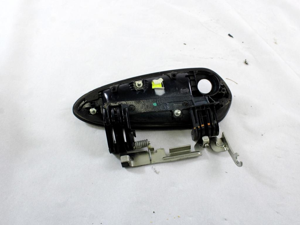 ZUNANJA KLJUKA SPREDNJA LEVA VRATA OEM N. 735499040 ORIGINAL REZERVNI DEL FIAT PUNTO 199 MK3 (2011 - 2017)BENZINA/METANO LETNIK 2014