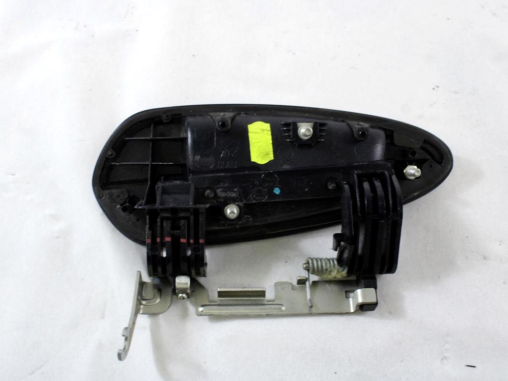 ZUNANJA KLJUKA SPREDNJA DESNA VRATA OEM N. 735499037 ORIGINAL REZERVNI DEL FIAT PUNTO 199 MK3 (2011 - 2017)BENZINA/METANO LETNIK 2014