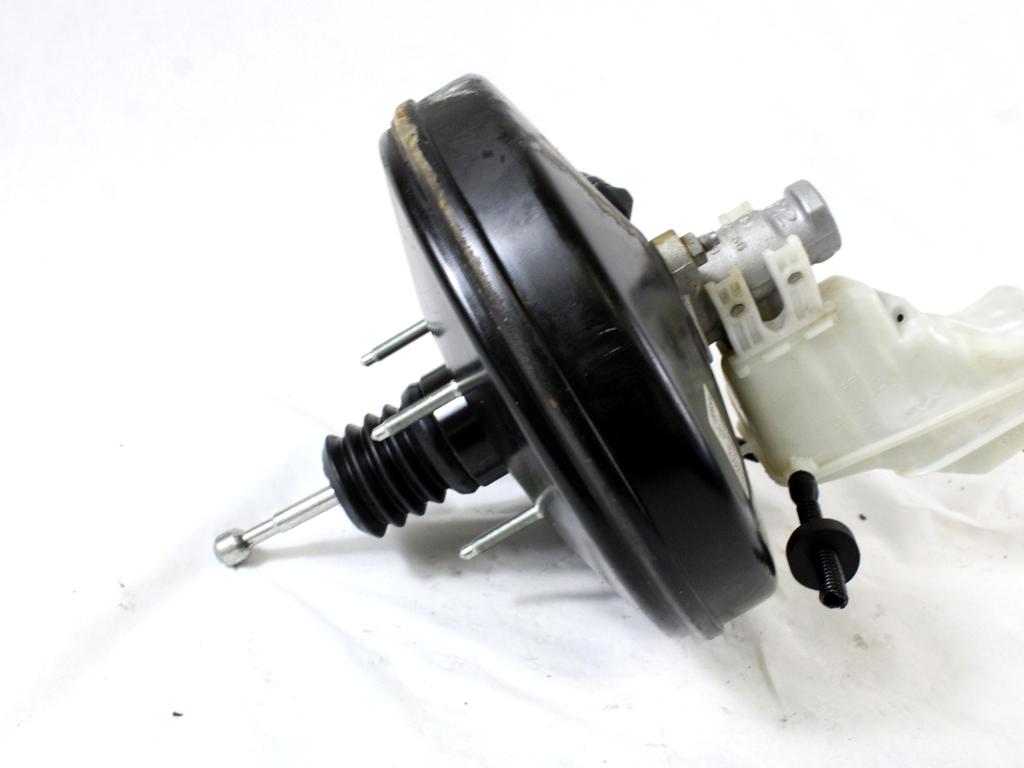 SERVO OJACEVALNIK ZAVOR S PUMPO OEM N. 51878451 ORIGINAL REZERVNI DEL FIAT PUNTO 199 MK3 (2011 - 2017)BENZINA/METANO LETNIK 2014