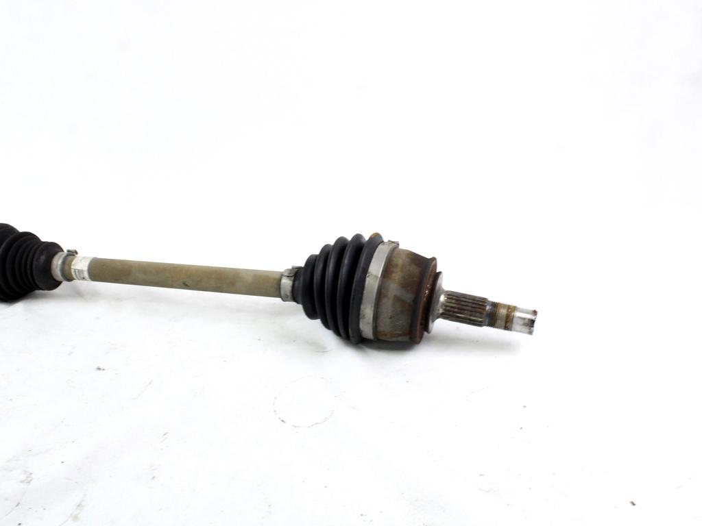 LEVA SPREDNJA POGONSKA GRED  OEM N. 51947026 ORIGINAL REZERVNI DEL FIAT PUNTO 199 MK3 (2011 - 2017)BENZINA/METANO LETNIK 2014